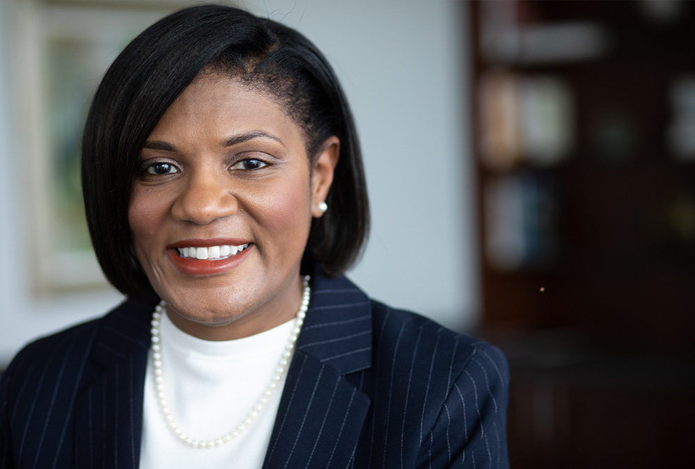 Lisa Edwards